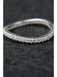 Atelier MIU Pozłacany pierścionek z cyrkoniami rozmiar: onesize. Szare pierścionki atelier MIU, z cyrkonią, pozłacane. Za 69.75 zł.