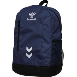Plecak Hummel Core 2.0. Czarne plecaki Hummel, bez wzorów, bez dodatków. W wyprzedaży za 141.00 zł.