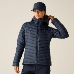 Kurtka pikowana damska Air Lite. Niebieskie kurtki narciarskie Dare 2b, na zimę, bez wzorów, z poliesteru, bez kaptura, narciarskie. W wyprzedaży za 379.99 zł.