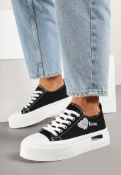 Czarne Trampki na Platformie z Ozdobnym Napisem i Sercem Laviere. Czarne trampki Renee, bez wzorów, z jeansu, sportowe, bez zapięcia. W wyprzedaży za 67.99 zł.