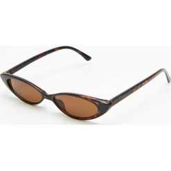 Okulary przeciwsłoneczne - Brązowy. Okulary przeciwsłoneczne marki Cropp. Za 34.99 zł.