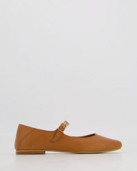 BRĄZOWE BALERINY E101 COCONUT. Brązowe baleriny Venezia, bez wzorów, ze skóry, bez obcasa, bez zapięcia. Za 329.00 zł.