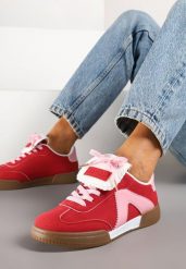 Czerwono-Różowe Sneakersy Tenisówki z Ozdobnym Językiem Alaviela. Czerwone trampki Born2be, bez wzorów, z jeansu, eleganckie, bez zapięcia. W wyprzedaży za 84.99 zł.