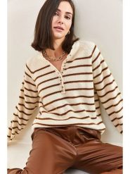 Happiness Istanbul Sweter w kolorze beżowym rozmiar: onesize. Brązowe swetry Happiness Istanbul, bez wzorów, bez ramiączek. Za 105.14 zł.