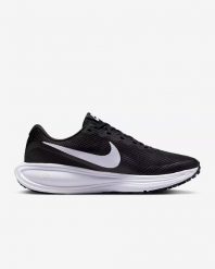 Buty do biegania damskie Nike Revolution 8. Czarne buty do biegania Nike, bez wzorów, z materiału, bez zapięcia, do biegania, nike revolution. Za 249.99 zł.