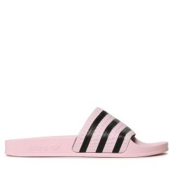Klapki adidas. Czerwone klapki adidas, bez wzorów, sportowe, bez obcasa, bez zapięcia. Za 179.99 zł.