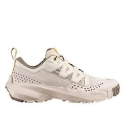 Buty do biegania damskie Salomon Terramphibian. Białe buty do biegania Salomon, na lato, bez wzorów, z materiału, bez zapięcia, do biegania. Za 526.00 zł.