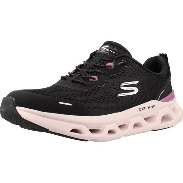 Buty SKECHERS 150744S GLIDE STEP ALTUS Czarny. Czarne buty trekkingowe Skechers, z syntetyku, bez zapięcia. Za 361.99 zł.