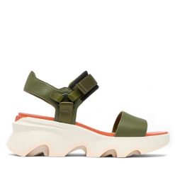 Sandały Sorel. Zielone sandały Sorel, bez wzorów, bez obcasa, na koturnie, bez zapięcia. Za 359.99 zł.