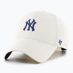 Czapka z daszkiem 47 Brand New York Yankees Vent MVP. Białe czapki z daszkiem 47 Brand, bez wzorów. Za 159.99 zł.