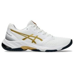 Buty Asics Netburner Ballistic Ff 3 1052A069110 białe. Białe buty treningowe bez wzorów, bez zapięcia, do siatkówki. Za 722.13 zł.