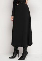 Czarna Rozkloszowana Spódnica z Wysokim Stanem Ozdobiona Paskiem z Klamrą Lobira. Czarne spódnice Born2be, na co dzień, uniwersalny, bez wzorów, eleganckie, maxi, koszulowe. W wyprzedaży za 59.49 zł.