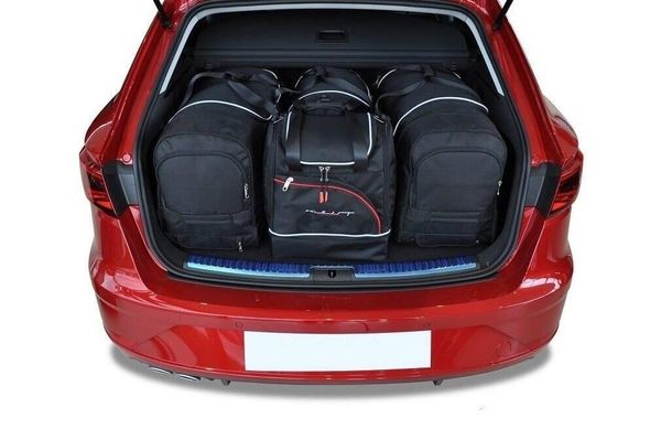 Torby Do Bagażnika Seat Leon St 2013-2020 4Szt Kjust. Czarne torby podróżne KJUST, bez wzorów, z kauczuku. Za 1,251.00 zł.