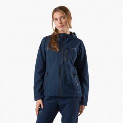 Kurtka shell turystyka damska Swedemount Abisko Shell Rain Jacket wodoodporna. Niebieskie kurtki SWEDEMOUNT, bez wzorów, bez kaptura. Za 599.99 zł.