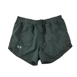 Second life - Spodenki damskie Under Armour - Jak nowy. Czarne szorty sportowe Under Armour, bez wzorów, z materiału, do biegania. Za 59.60 zł.