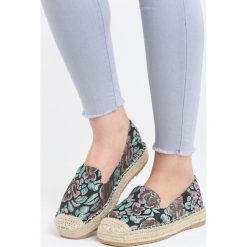 Czarne Espadryle Street Life. Espadryle marki Born2be. Za 59.99 zł.