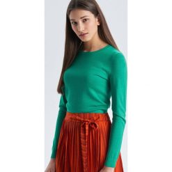 Gładki sweter - Zielony. Swetry marki Cropp. W wyprzedaży za 29.99 zł.
