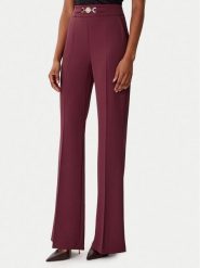 Artigli Spodnie materiałowe ACPA002994 Bordowy Regular Fit. Czerwone spodnie materiałowe Artigli, bez wzorów, z materiału. Za 349.99 zł.