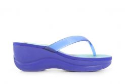 Japonki Dijean 260 982 Abstract Blue, Niebieski, Guma - 40. Niebieskie japonki Dijean, bez wzorów, z gumy, wakacyjne. W wyprzedaży za 26.10 zł.