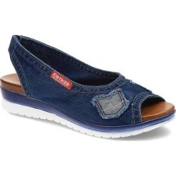 Jeansowe Sandały Artiker Wygodne Buty Na Lato. Niebieskie sandały Artiker, bez wzorów, z jeansu, bez obcasa, bez zapięcia. Za 209.00 zł.