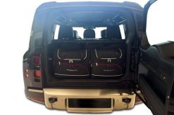 Torby Do Bagażnika Land Rover Defender 5-6 Seats 110 Phev 2021+ 5Szt Kjust. Czarne torby podróżne KJUST, bez wzorów, z kauczuku. Za 1,503.00 zł.