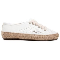 Espadryle EMU Australia. Białe espadryle Emu Australia, bez wzorów, bez obcasa. Za 219.99 zł.