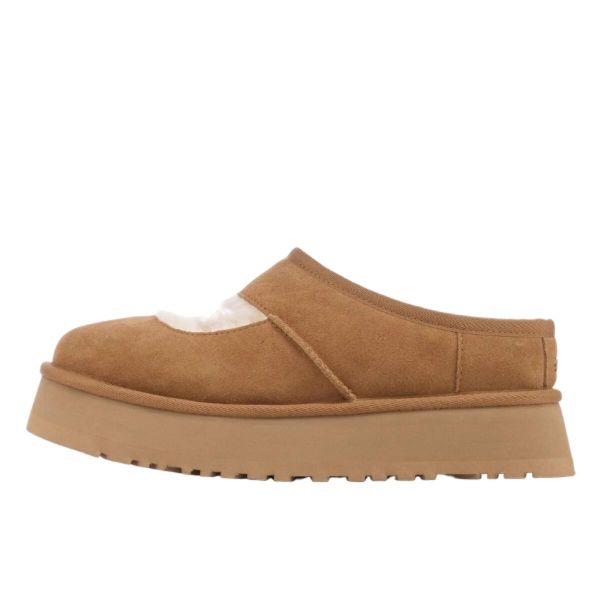 Buty do chodzenia dla dorosłych UGG Bea Mary Jane Chestnut. Brązowe buty treningowe UGG, bez wzorów, bez zapięcia, trekkingowe. Za 639.00 zł.