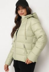 Jasnozielona Pikowana Kurtka z Odpinanym Kapturem Valentiscia. Zielone kurtki Born2be, na jesień, l, bez wzorów, z dresówki, klasyczne. Za 109.99 zł.