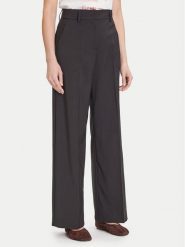 Weekend Max Mara Spodnie materiałowe Visivo 2525136031 Czarny Regular Fit. Czarne spodnie materiałowe Weekend Max Mara, bez wzorów, z materiału. Za 689.99 zł.