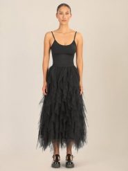 APART Spódnica tiulowa w kolorze czarnym rozmiar: 34. Czarne spódnice Apart, bez wzorów, z tiulu, maxi. Za 295.99 zł.