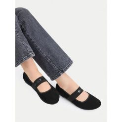 Baleriny G-Star. Czarne baleriny G-Star, bez wzorów, retro, bez obcasa, bez zapięcia. Za 159.99 zł.