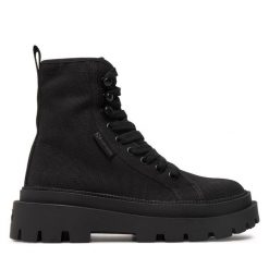 Trapery Superga. Czarne traperki Superga, bez wzorów, bez obcasa, bez zapięcia. Za 449.99 zł.
