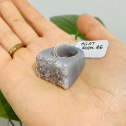 Pierścionek Agat Druza Lila rozmiar 16. Szare pierścionki Brazi druse jewelry, z agatem. W wyprzedaży za 125.00 zł.
