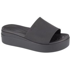 Klapki Crocs Brooklyn Platform Slide 208728-001 czarne. Czarne klapki bez wzorów, casualowe, bez obcasa, na koturnie, bez zapięcia. Za 328.29 zł.