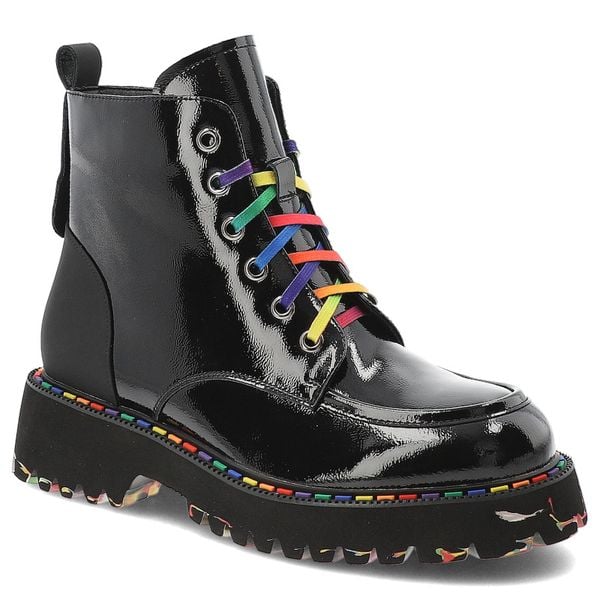 Czarne Trapery Artiker Modne Buty Damskie. Czarne traperki Artiker, bez wzorów, z jeansu, bez obcasa, na platformie, bez zapięcia. Za 305.99 zł.