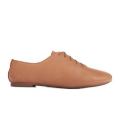 Marco Shoes Baleriny z delikatnej skóry licowej brązowe. Brązowe baleriny bez wzorów, ze skóry, bez obcasa, bez zapięcia. W wyprzedaży za 342.43 zł.