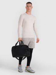 4F Torba treningowa (28 L) - czarna Uniwersalny. Czarne torby sportowe 4f, bez wzorów, z syntetyku, na ramię. W wyprzedaży za 99.99 zł.