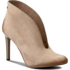 Szpilki CARINII - B3255 504-000-000-A92. Botki marki Carinii. W wyprzedaży za 239.00 zł.