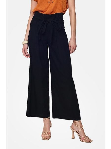 Le Jardin du Lin Lniane spodnie w kolorze czarnym rozmiar: 38. Czarne spodnie materiałowe Le jardin du lin, bez wzorów, ze lnu, klasyczne, z standardowym stanem. Za 132.36 zł.