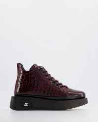 BOTKI Z MOTYWEM ZWIERZĘCYM 3113502 BURGUND. Czerwone botki Venezia, bez wzorów, ze skóry, bez obcasa, bez zapięcia. Za 279.00 zł.
