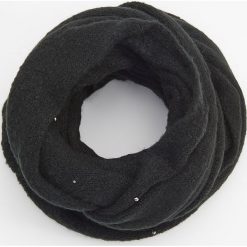 Komin z koralikami - Czarny. Szaliki i kominy marki OLAIAN. W wyprzedaży za 39.99 zł.