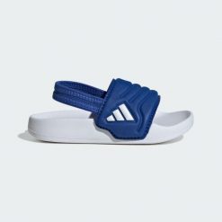 Klapki Adilette Estrap 2.0 Infants. Białe klapki adidas, bez wzorów, sportowe, bez obcasa, bez zapięcia. Za 99.95 zł.