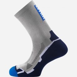 Skarpety do biegania w terenie Millet Intense Mid Socks Szary. Niebieskie skarpetki Millet, bez wzorów, z tkaniny. Za 99.00 zł.