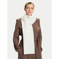 Szalik Calvin Klein. Brązowe szaliki i kominy Calvin Klein, bez wzorów. Za 269.99 zł.