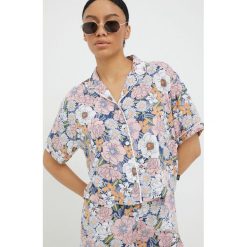 Vans koszula damska relaxed z kołnierzykiem klasycznym. Koszule Vans, l, bez wzorów, z tkaniny, klasyczne, bez kołnierzyka, bez ramiączek. W wyprzedaży za 179.99 zł.