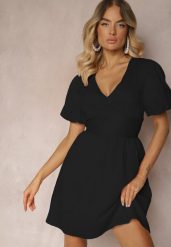Czarna Taliowana Sukienka z Dodatkiem Bawełny na Suwak Ozdobiona Bufiastymi Rękawami Malfea. Czarne sukienki Renee, na co dzień, m, bez wzorów, z bawełny, eleganckie, bez kołnierzyka, bez ramiączek, mini, kopertowe. W wyprzedaży za 83.99 zł.