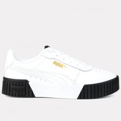 Buty damskie sportowe trampki Puma CARINA. Białe buty sportowe lifestyle Puma, bez wzorów, casualowe, bez zapięcia. W wyprzedaży za 189.00 zł.