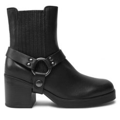 Botki Unisa. Czarne botki Unisa, bez wzorów, bez obcasa, na słupku, bez zapięcia. Za 419.99 zł.