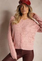 Różowy Pudełkowy Kardigan z Wełną i Wiskozą o Tłoczonym Splocie Vaitra. Czerwone swetry Renee, m, bez wzorów, z jeansu, eleganckie, bez ramiączek. W wyprzedaży za 79.99 zł.