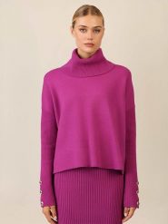 APART Golf w kolorze fioletowym rozmiar: 36/38. Różowe swetry Apart, bez wzorów, z kaszmiru, bez ramiączek. Za 183.15 zł.